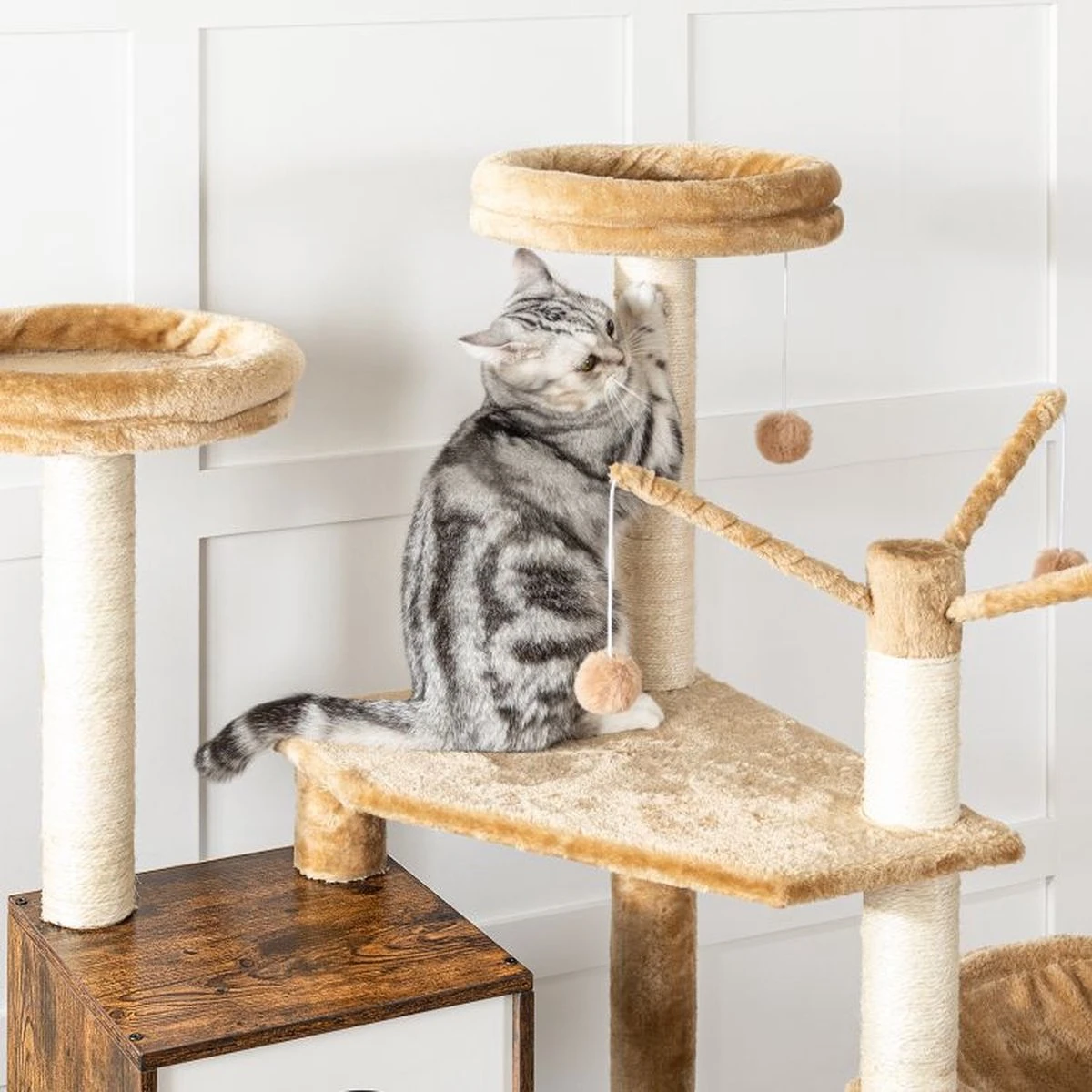 Signature Home Lola Krabpaal Met Kattenbak - Kattenbak Hangmat Mand Katten Huis - Kattenhuis Met Deur En Slot - Krabpalen Katten Huis - Kattenbakmeubel Verborgen - Alles-in-één Kattenspeelgoed Met Kattenhuis - Bruin - 70cm X 132cm X 48cm - Afbeelding 12